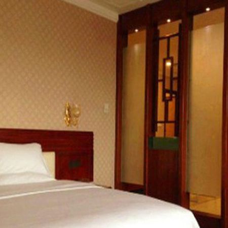 Starway Hotel Guangzhou Xintang Branch エクステリア 写真